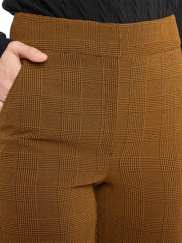 Pantalón Recto Estampado a Cuadros con Bolsas