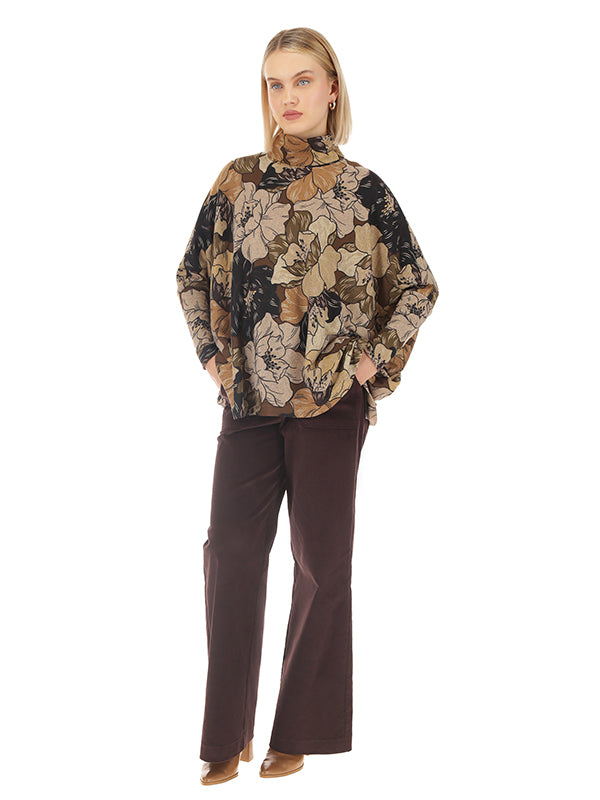 Blusa oversize de cuello largo
