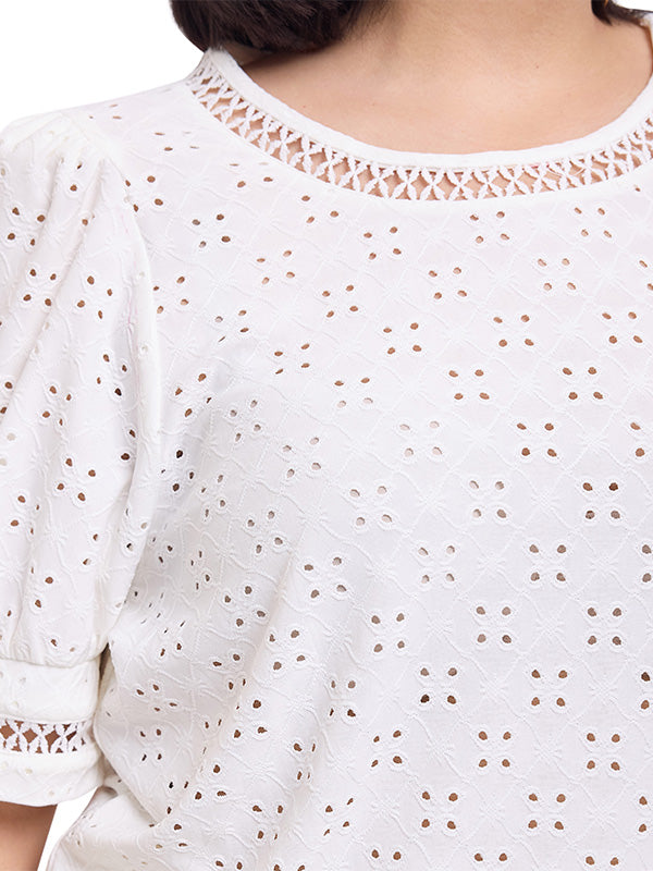 Blusa de escote redondo con detalle de entrecalle