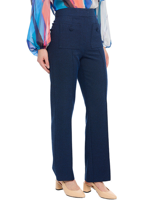 Pantalón con Bolsas de Parche y Alforzas Frontales
