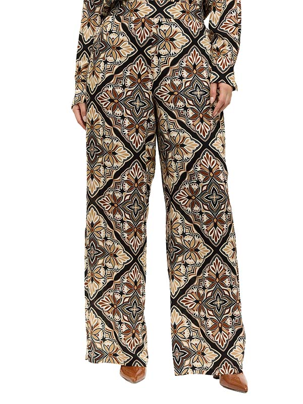 Pantalón de Pierna Amplia con Pretina Elástica