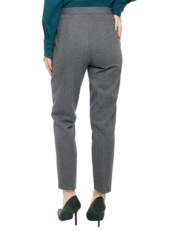 Pantalón de Tafetán con Pinzas Cintura Media y Corte Skinny