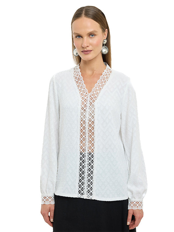 Blusa Manga Larga con Aplicación de Crochet