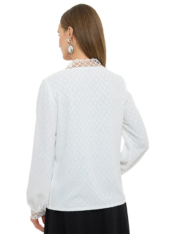 Blusa Manga Larga con Aplicación de Crochet