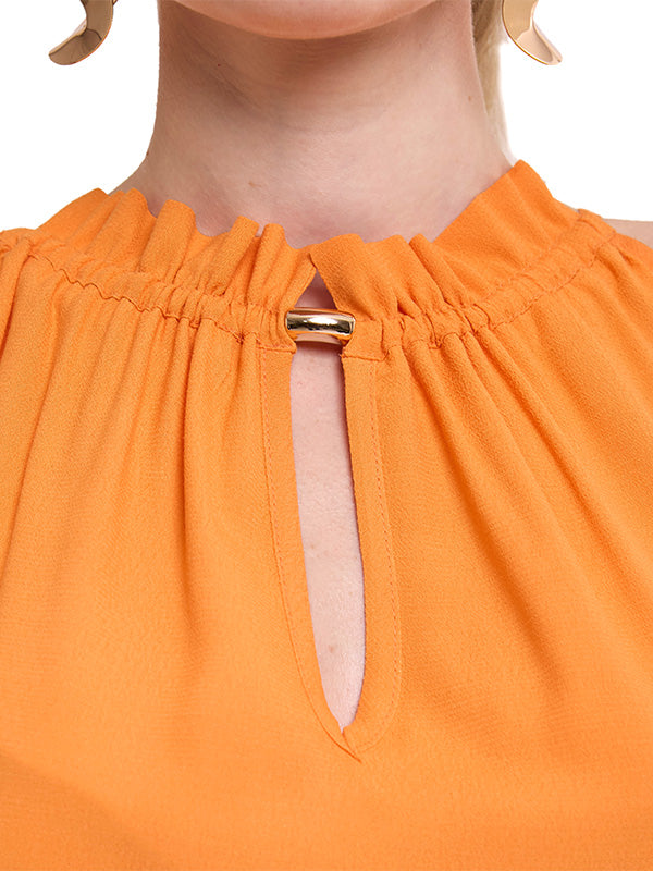 Blusa Cuello Halter con Herraje al Frente