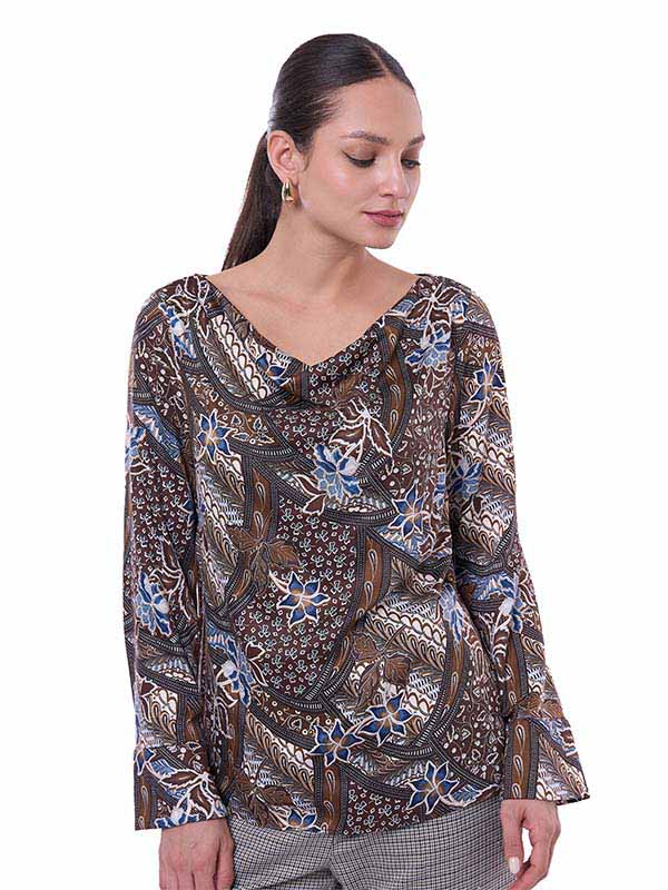 Blusa de Dama Escote Hamaca Manga Larga con Puño Acampanado
