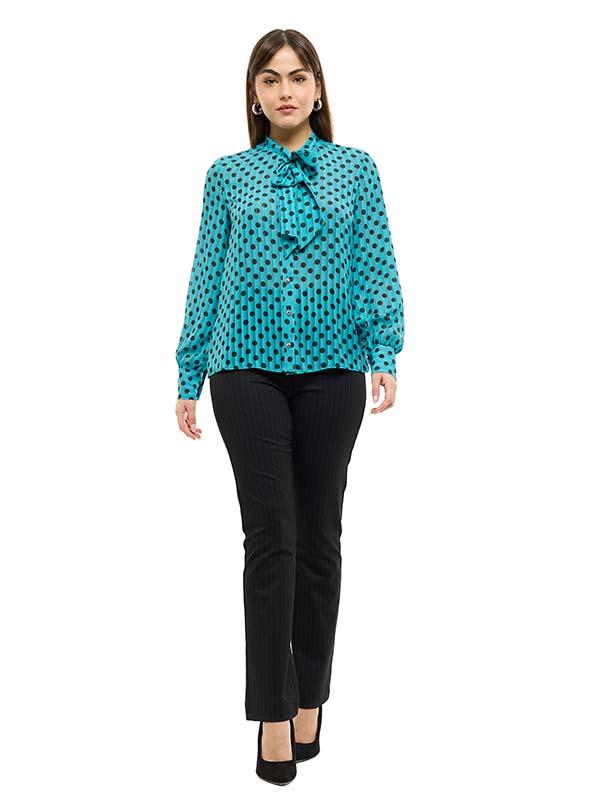 Blusa de Chifón Estampada con Lunares y Corbata al Cuello