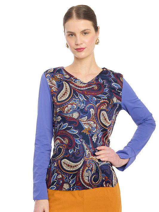 Blusa Escote en V con Contraste de Telas y Detalle en Ruedo