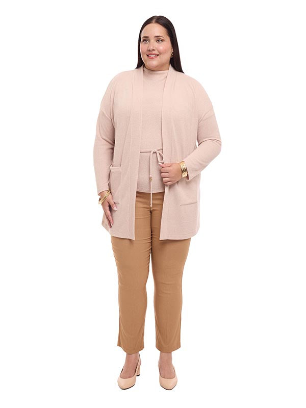 Ensamble liso con bolsas