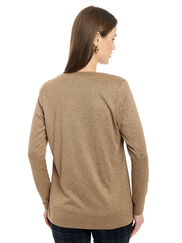 Ensamble de Jersey Liso con Manga Larga y Largo Asimétrico