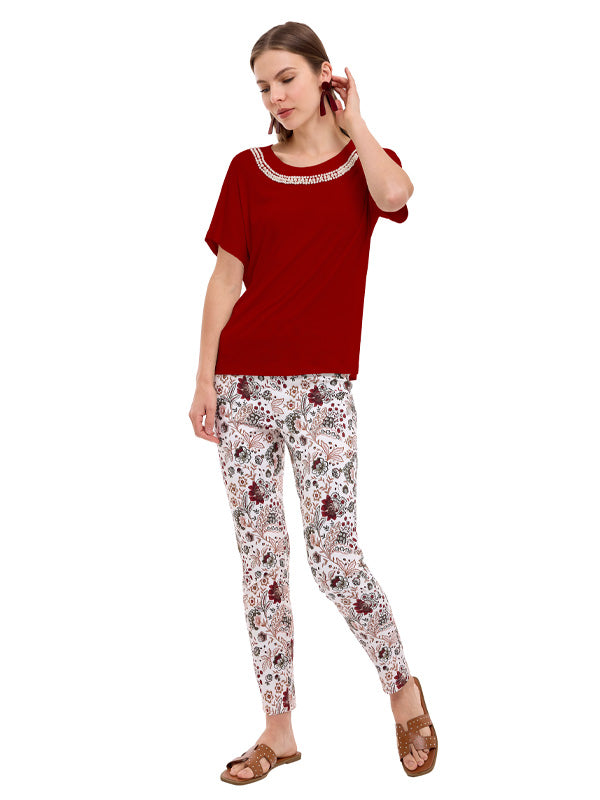 Blusa de Jersey Lisa con Aplicación Decorativa y Manga Corta