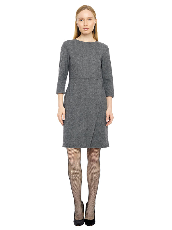 Vestido corto de tafetán preteñido con silueta envolvente y manga 3/4