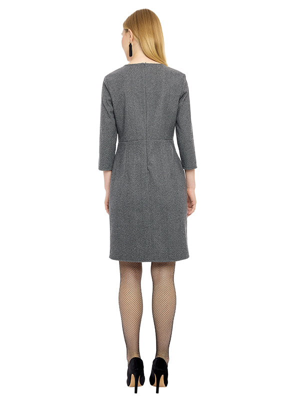 Vestido corto de tafetán preteñido con silueta envolvente y manga 3/4